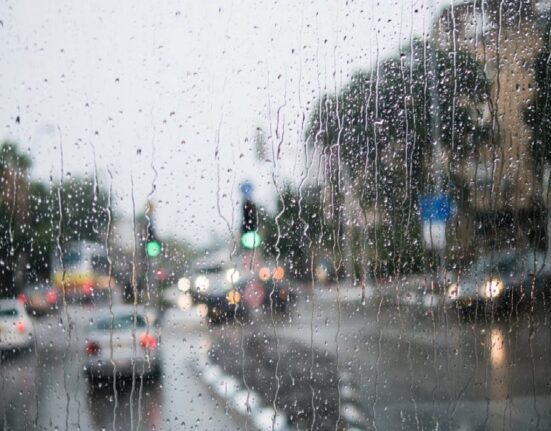 Weather Update Noida Greater Noida Ghaziabd UP districts rain today strong winds